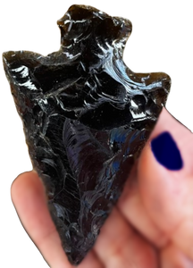Large Vintage Obsidian Arrowhead Hand-Carved by Native American in 1698
